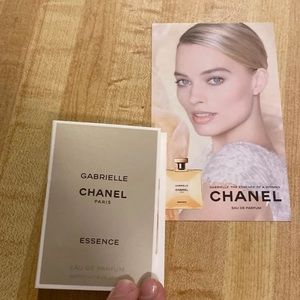 NWT Chanel Gabrielle Essence Eau De Parfum 0.05 Fl Oz 1.5 ml